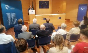 Presentation of the Young Europe Award for the best high school research papers